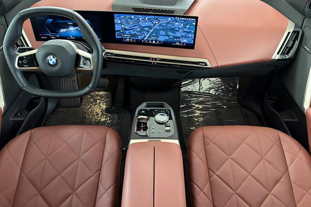 Thumbnail: 2026 BMW iX - 2