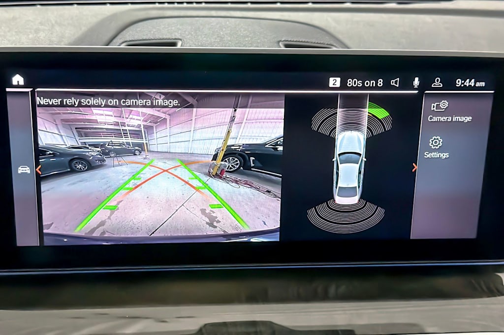 Thumbnail: 2023 BMW 5 Series - 23