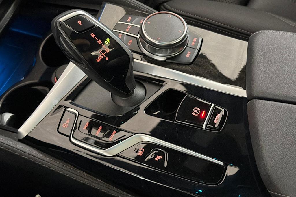 Thumbnail: 2023 BMW 5 Series - 14