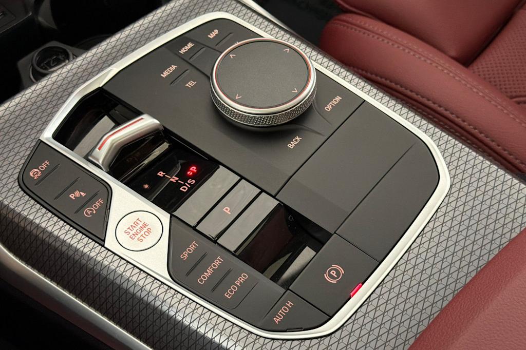 Thumbnail: 2026 BMW 3 Series - 14