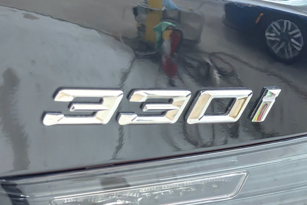 Thumbnail: 2026 BMW 3 Series - 28