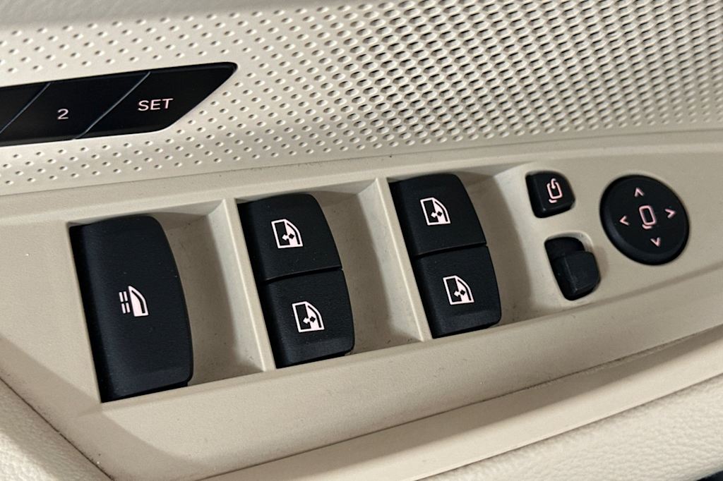 Thumbnail: 2024 BMW 4 Series - 22