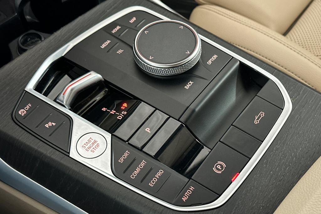 Thumbnail: 2024 BMW 4 Series - 13