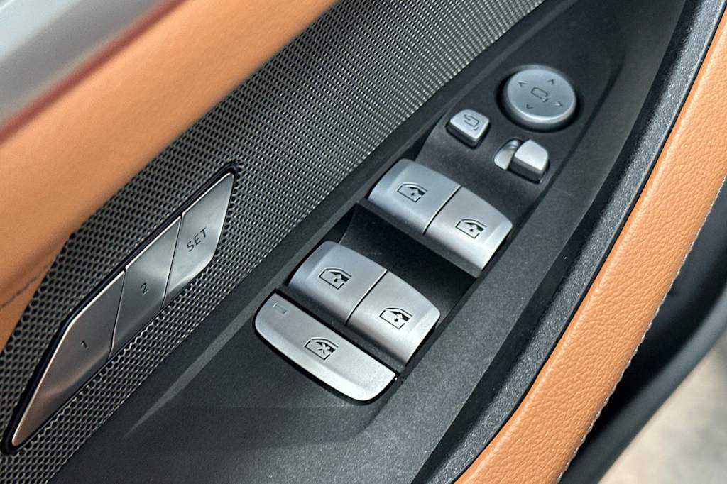 Thumbnail: 2025 BMW 4 Series - 23