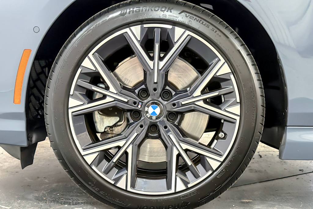 Thumbnail: 2025 BMW 2 Series - 8