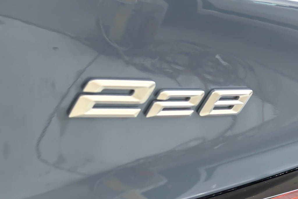 Thumbnail: 2025 BMW 2 Series - 7