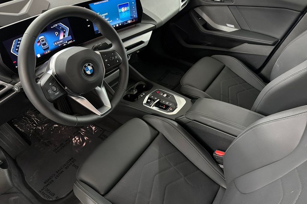 Thumbnail: 2025 BMW 2 Series - 9