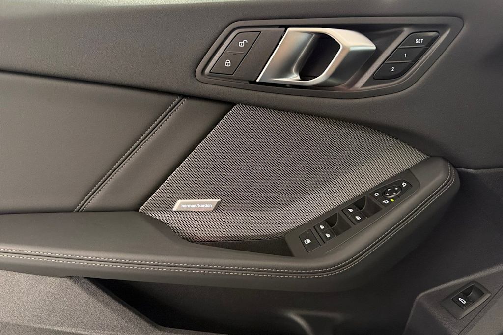 Thumbnail: 2025 BMW 2 Series - 20