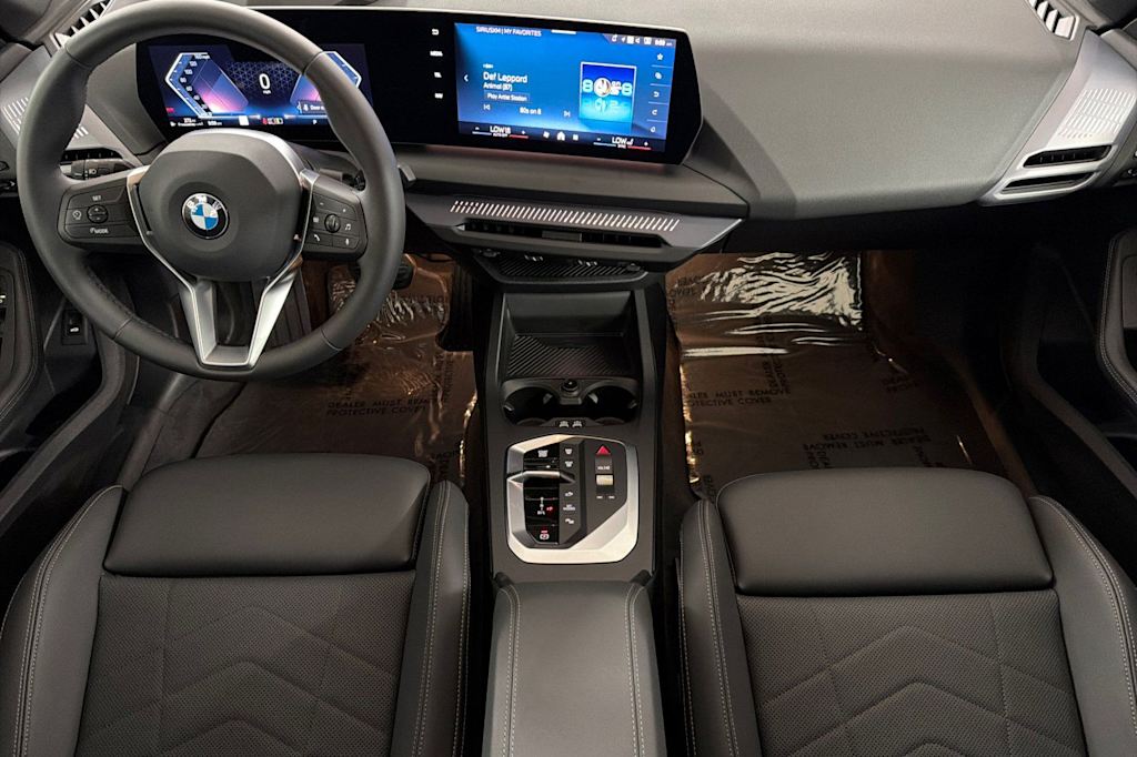 Thumbnail: 2025 BMW 2 Series - 2