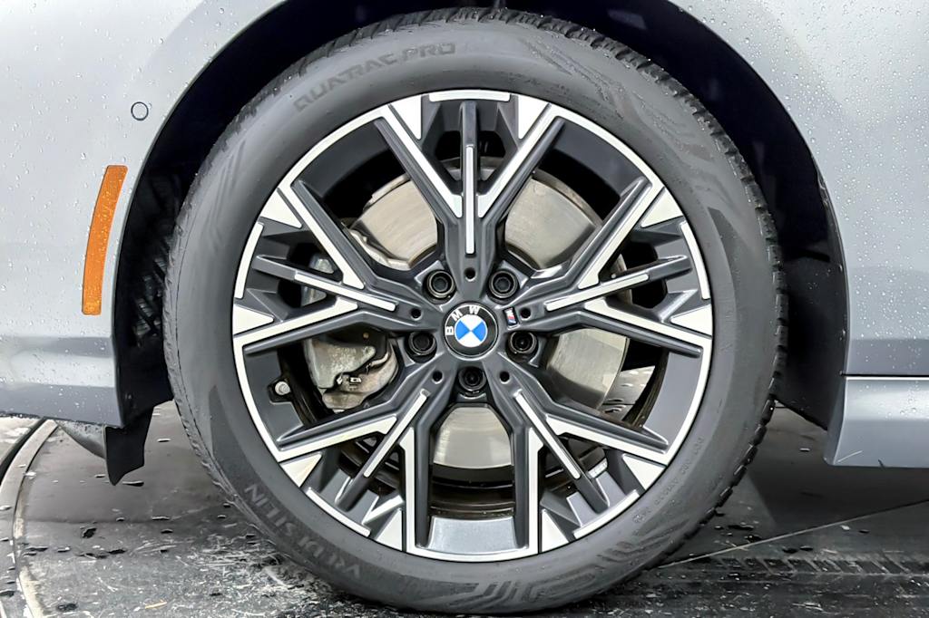 Thumbnail: 2025 BMW 2 Series - 8