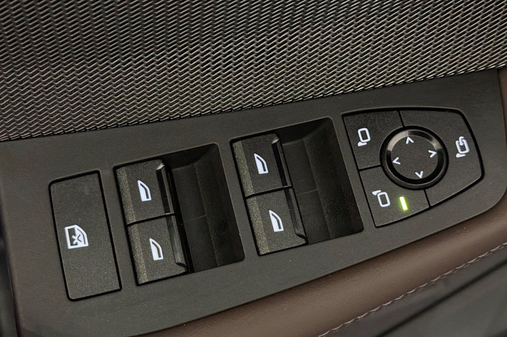 Thumbnail: 2025 BMW 2 Series - 21