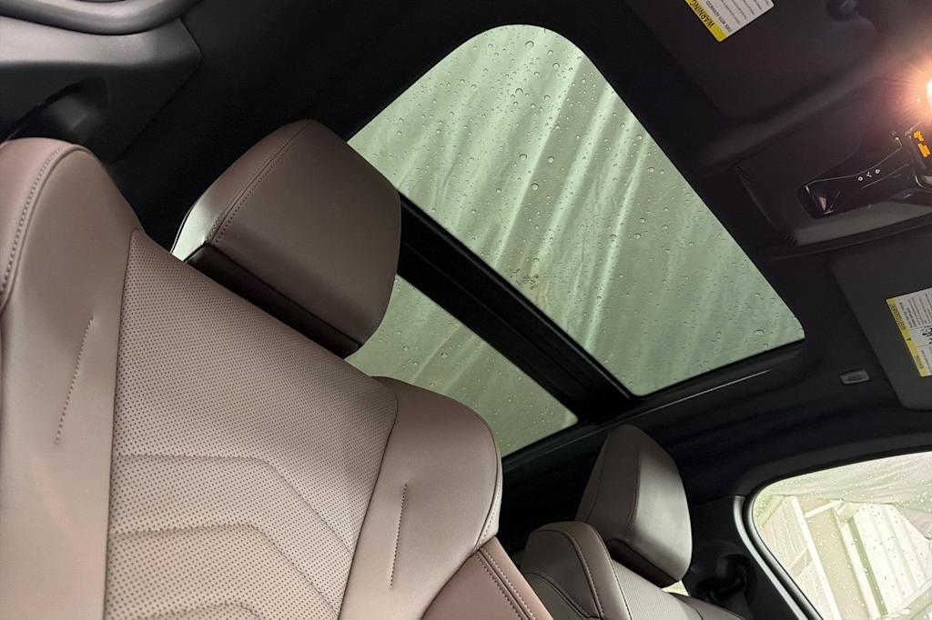 Thumbnail: 2025 BMW 2 Series - 22