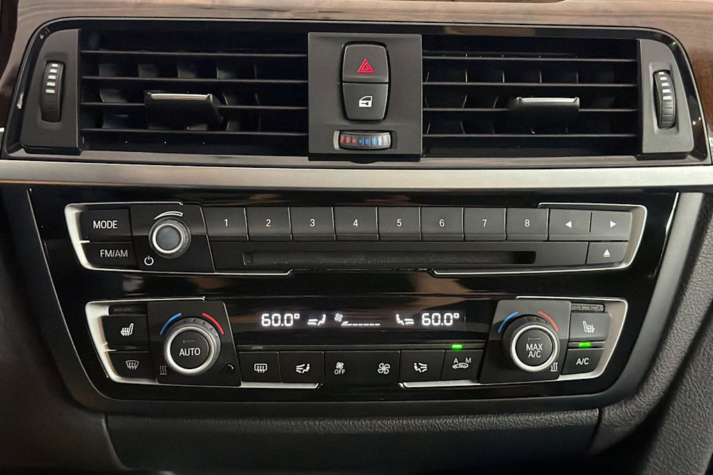 Thumbnail: 2016 BMW 4 Series - 24