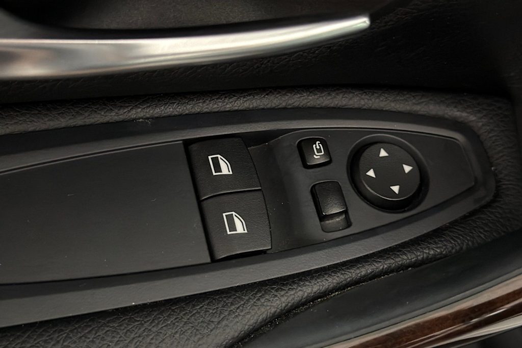 Thumbnail: 2016 BMW 4 Series - 21