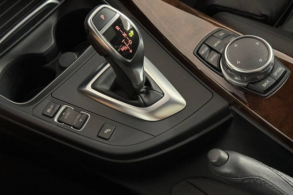 Thumbnail: 2016 BMW 4 Series - 14