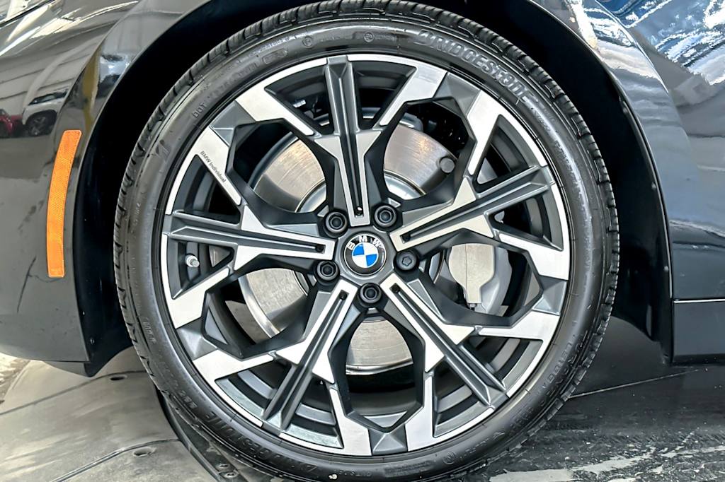 Thumbnail: 2025 BMW 4 Series - 8