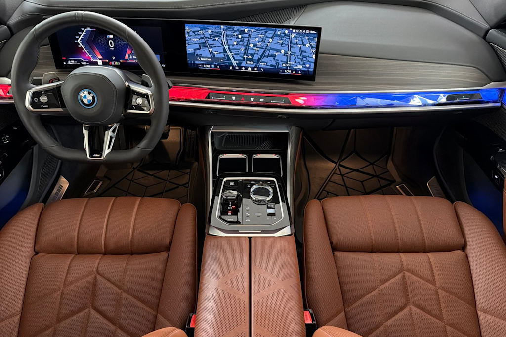 Thumbnail: 2025 BMW 7 Series - 2