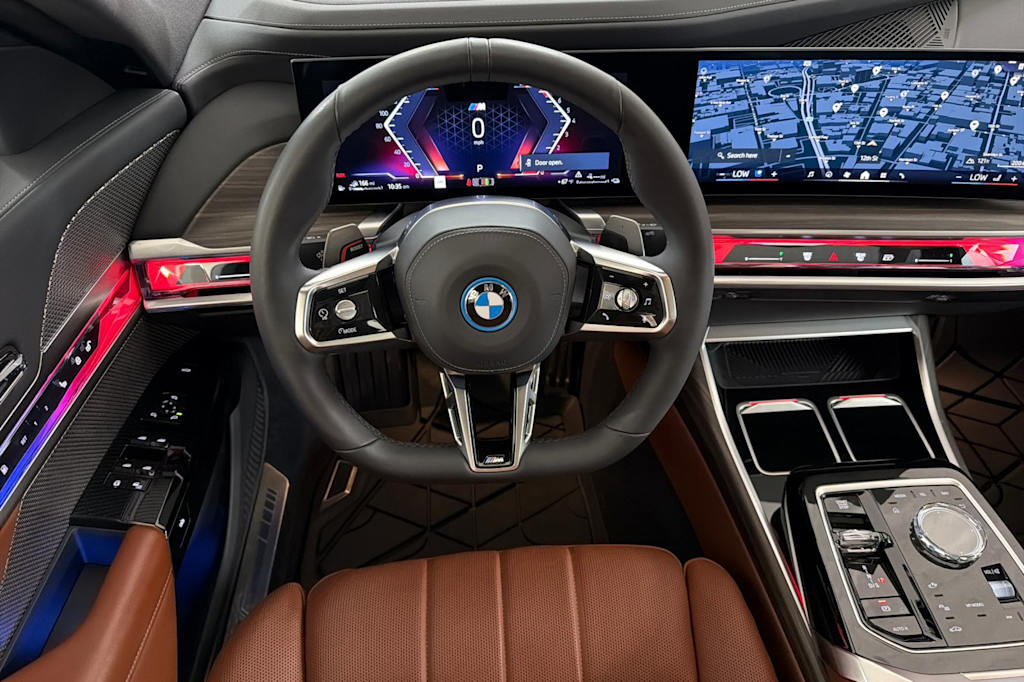 Thumbnail: 2025 BMW 7 Series - 11