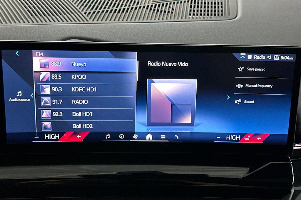 Thumbnail: 2025 BMW 5 Series - 13