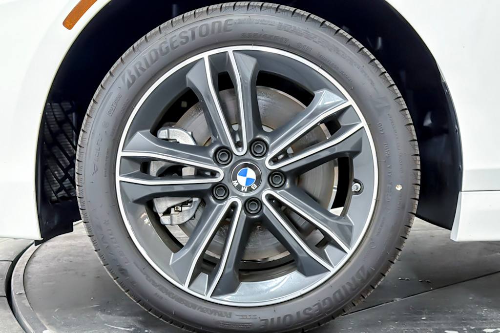 Thumbnail: 2023 BMW 2 Series - 8