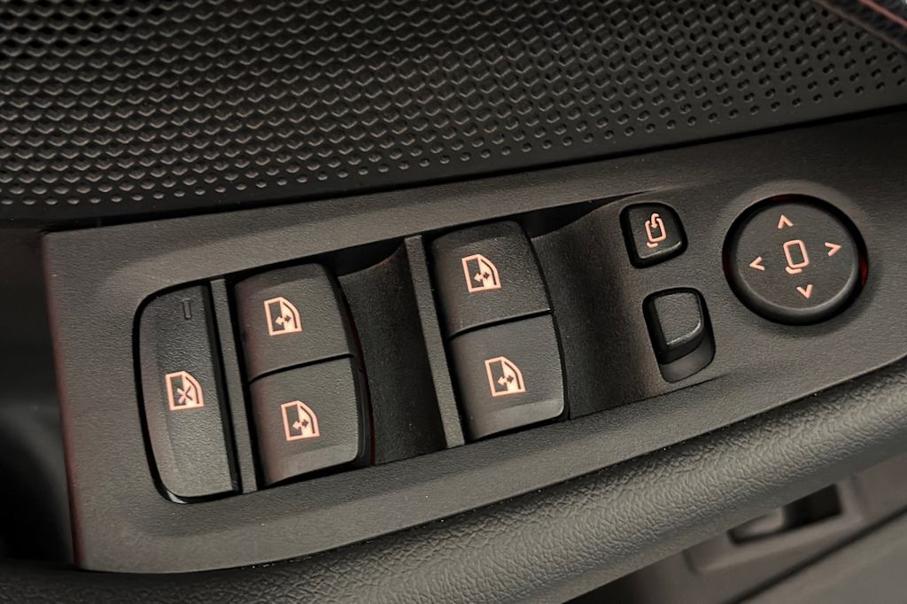 Thumbnail: 2023 BMW 2 Series - 21