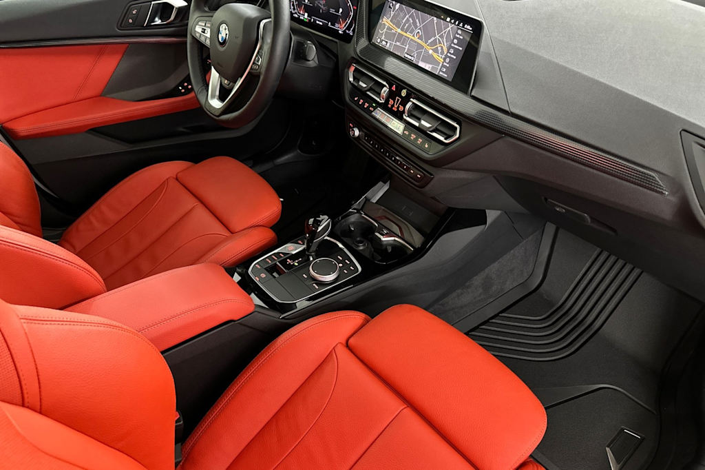 Thumbnail: 2024 BMW 2 Series - 11