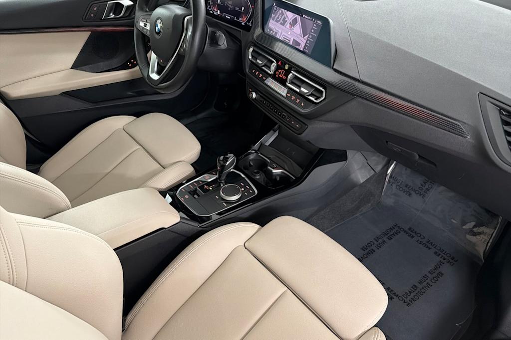 Thumbnail: 2023 BMW 2 Series - 12