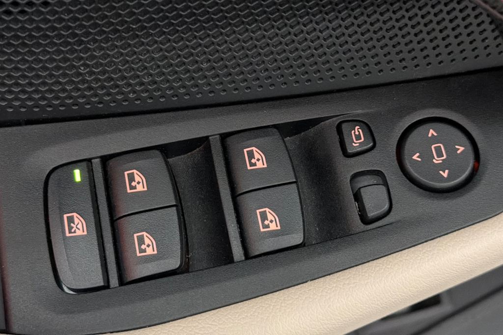 Thumbnail: 2023 BMW 2 Series - 21