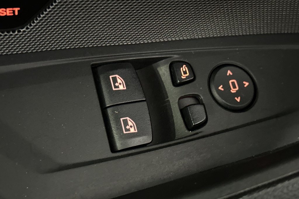 Thumbnail: 2023 BMW 4 Series - 20