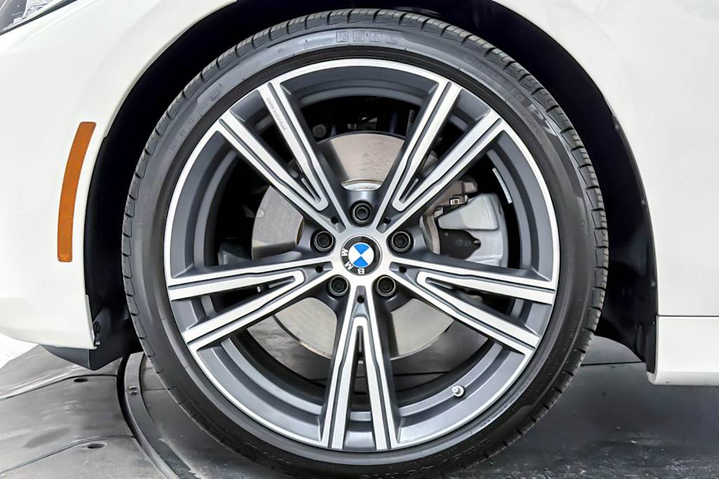Thumbnail: 2024 BMW 4 Series - 8