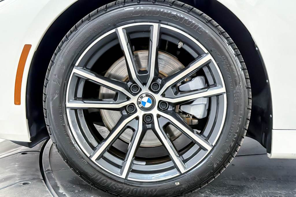 Thumbnail: 2023 BMW 4 Series - 8