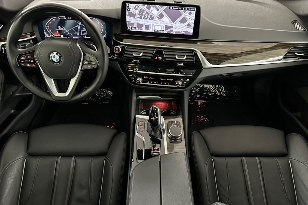 Thumbnail: 2023 BMW 5 Series - 2