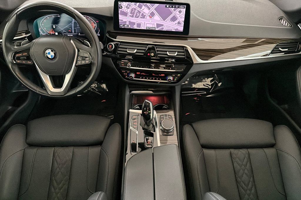 Thumbnail: 2023 BMW 5 Series - 2