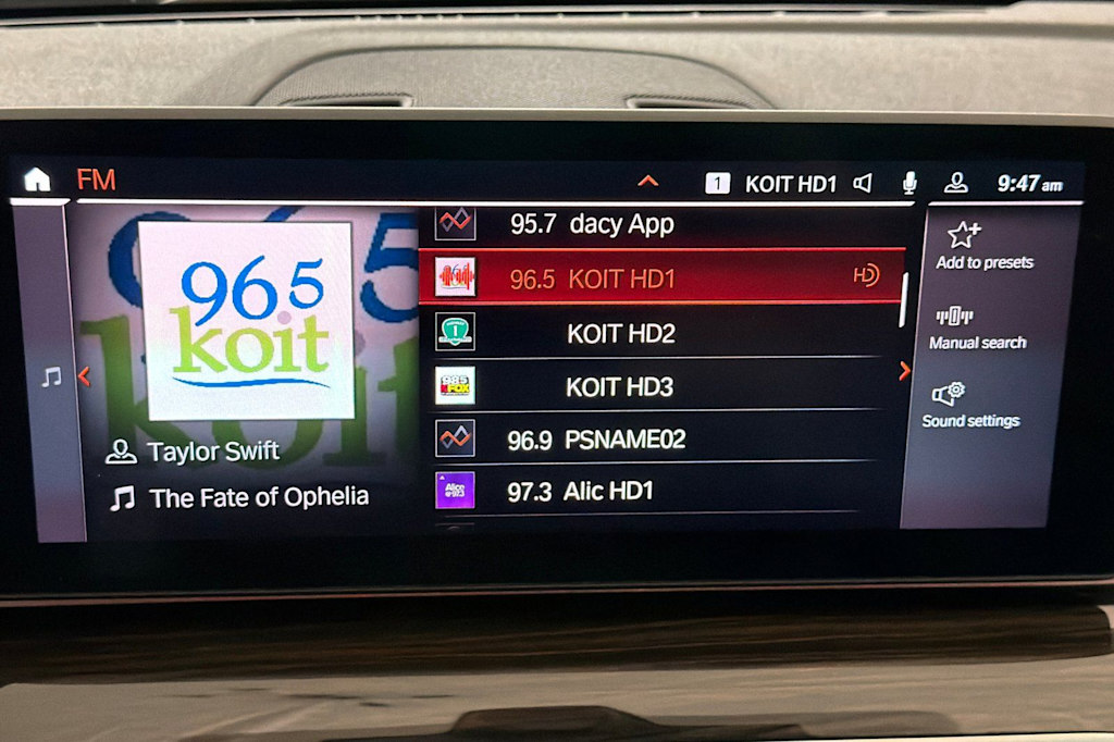 Thumbnail: 2023 BMW 5 Series - 13