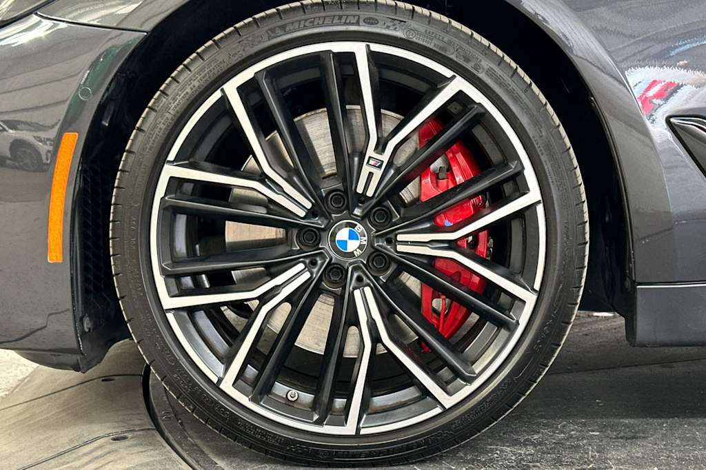 2023 BMW 5 Series 540i 8