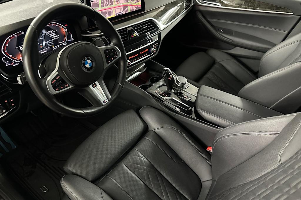 2022 BMW 5 Series 540i 8