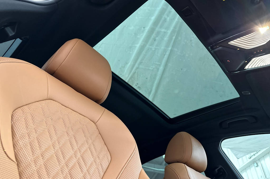 2023 BMW 5 Series 540i 21