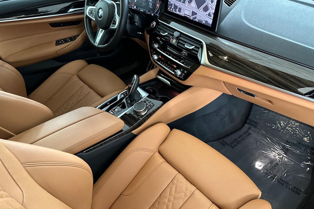 2023 BMW 5 Series 540i 12