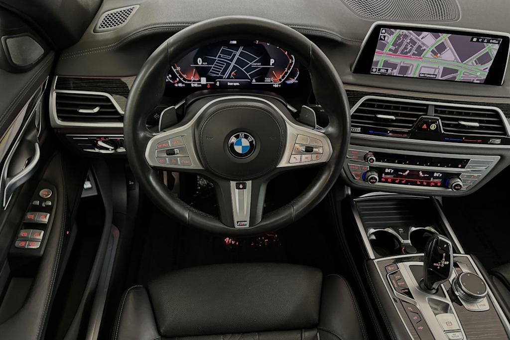 2022 BMW 7 Series 740i 10