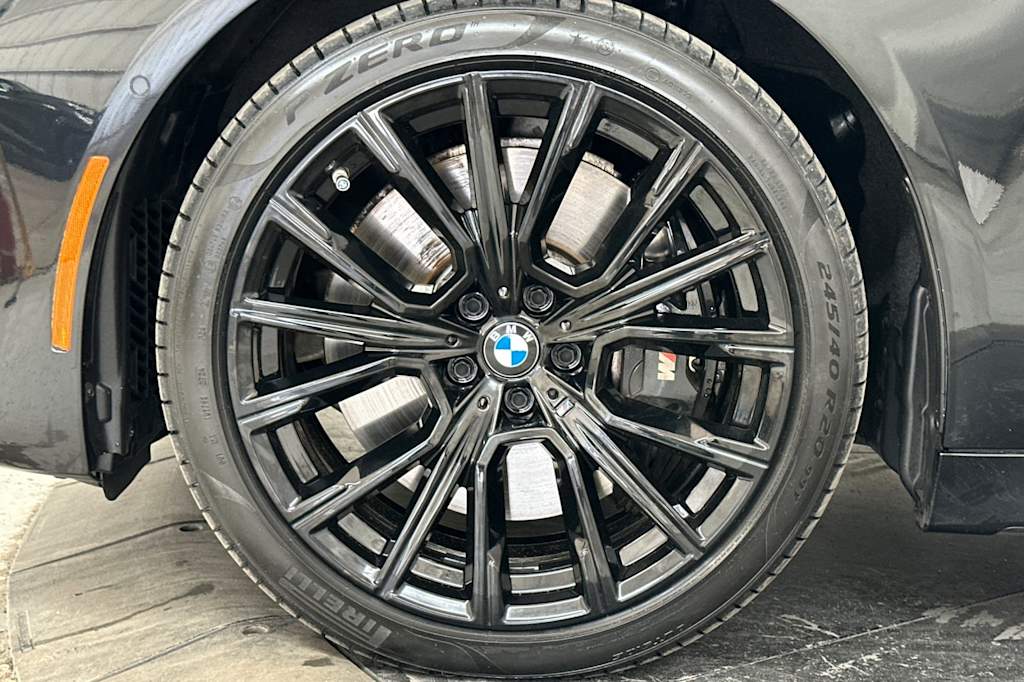 Thumbnail: 2022 BMW 7 Series - 7