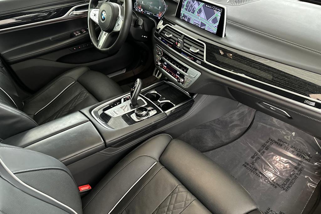 Thumbnail: 2022 BMW 7 Series - 11