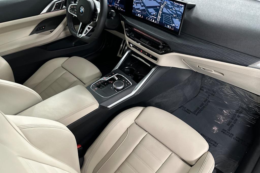 Thumbnail: 2025 BMW 4 Series - 12