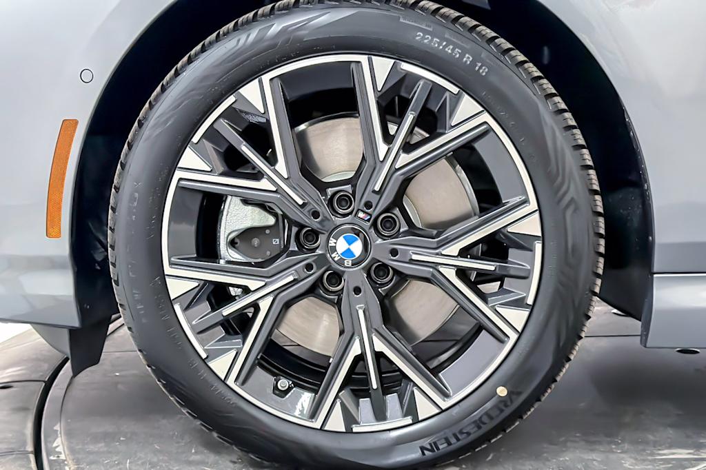 Thumbnail: 2026 BMW 2 Series - 8