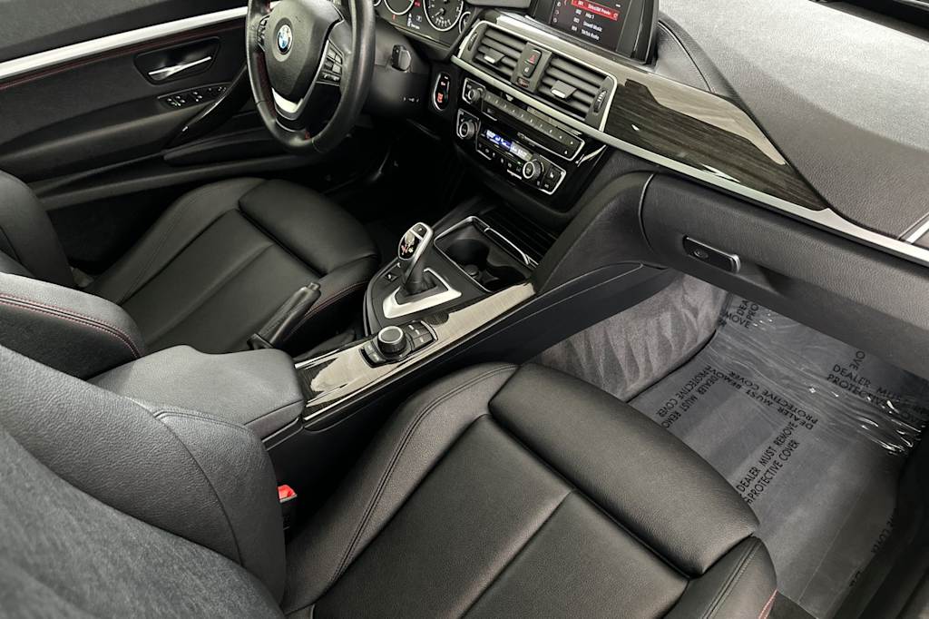 Thumbnail: 2018 BMW 3 Series - 9
