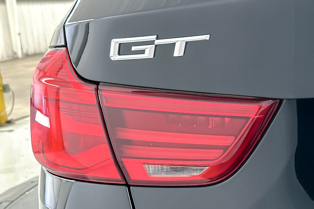 Thumbnail: 2018 BMW 3 Series - 28