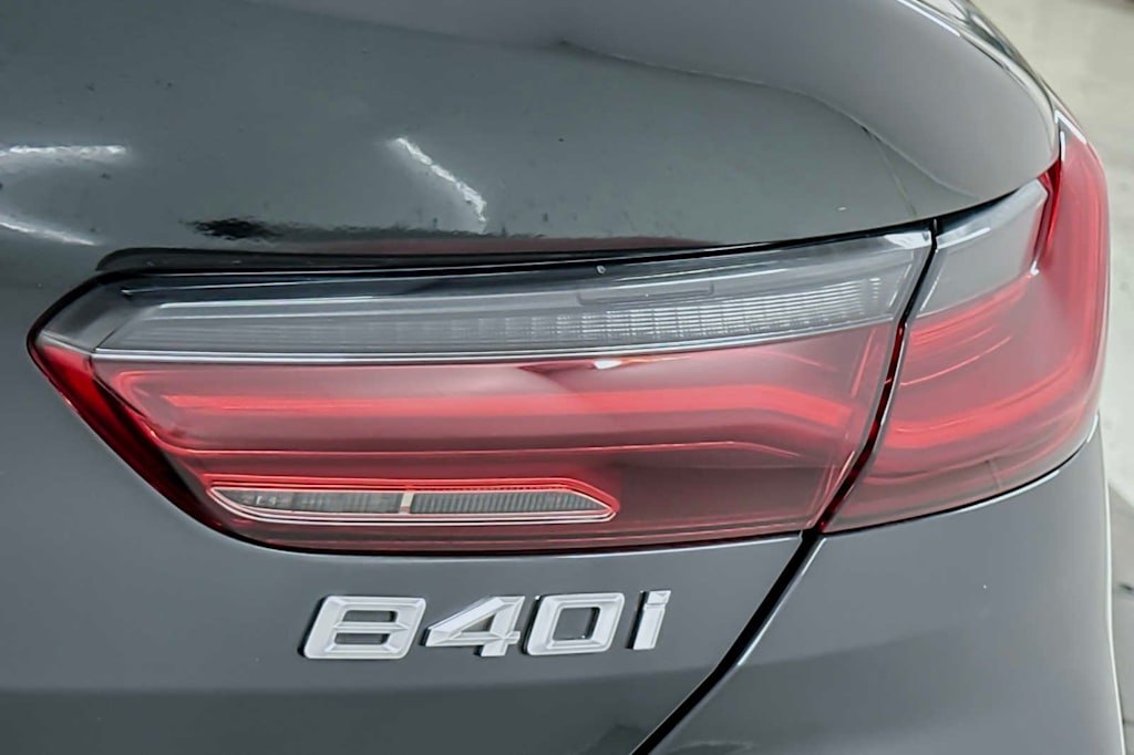 2022 BMW 8 Series 840i 28