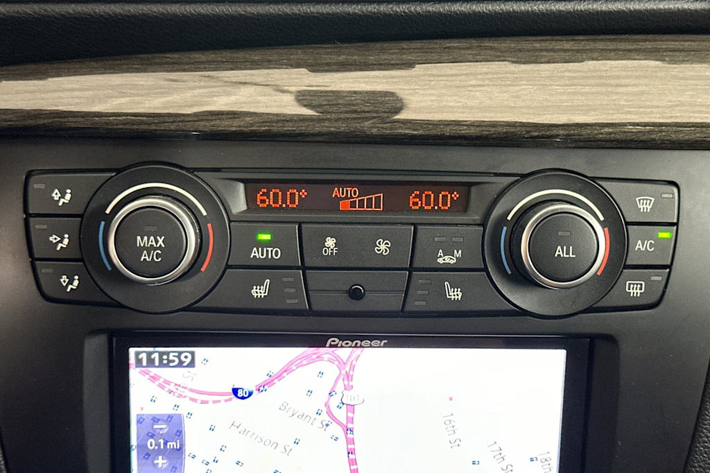 Thumbnail: 2013 BMW 1 Series - 24