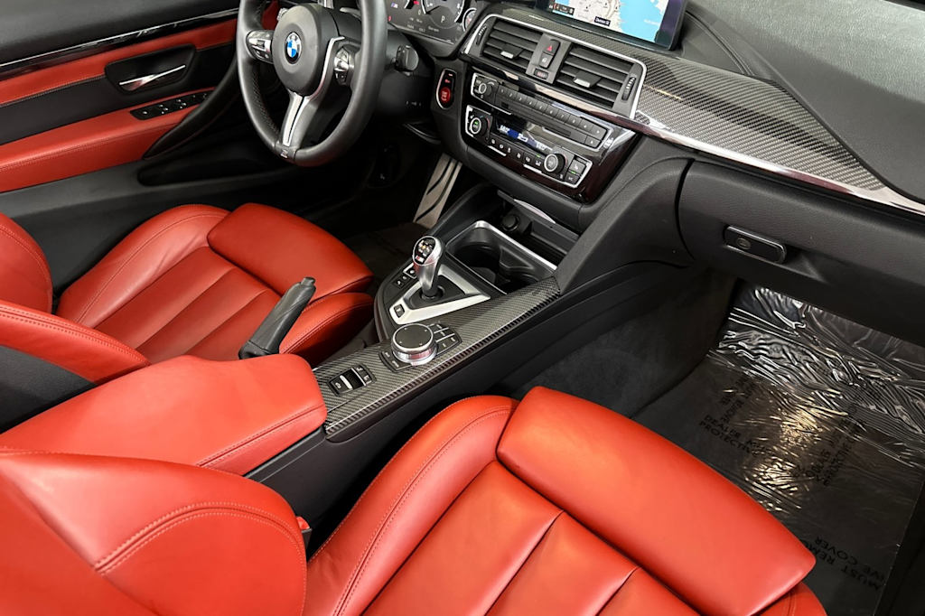 Thumbnail: 2019 BMW M4 - 10