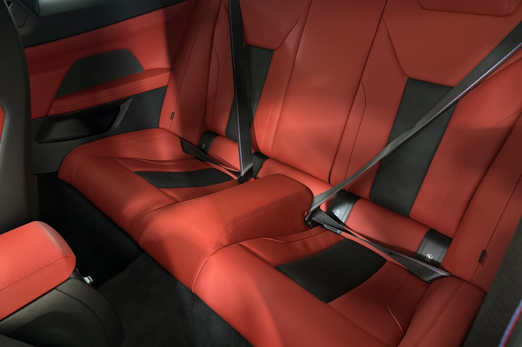 Thumbnail: 2024 BMW M4 - 10