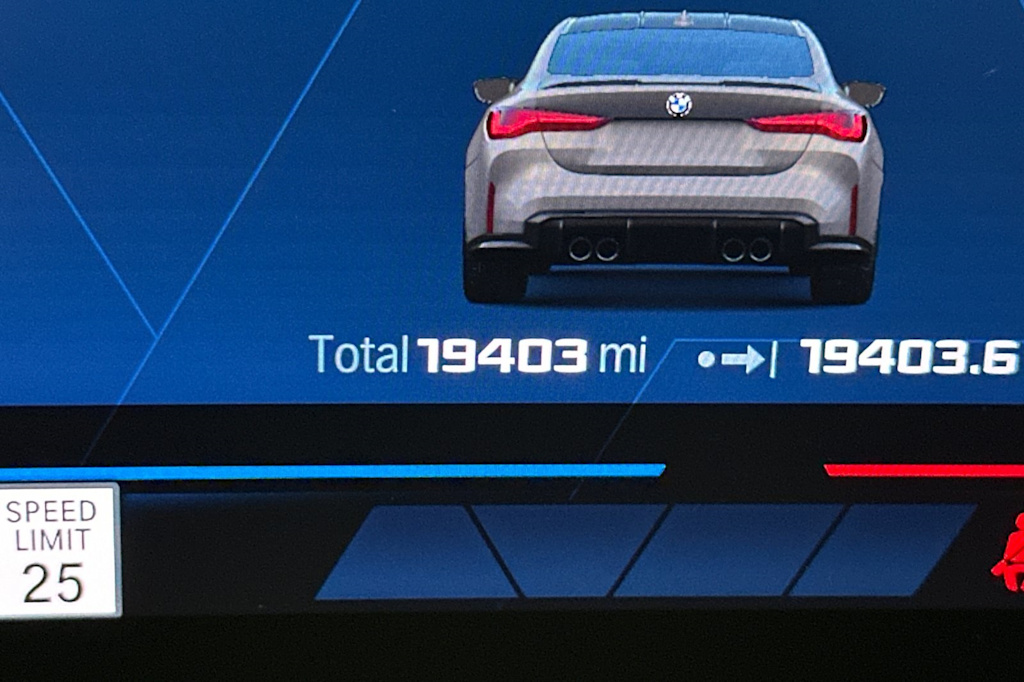 Thumbnail: 2024 BMW M4 - 27